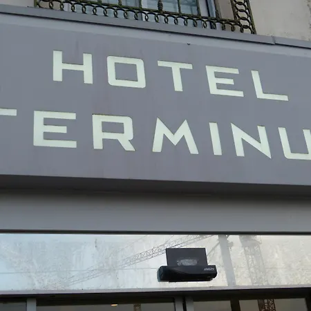 Ξενοδοχείο Terminus 2*