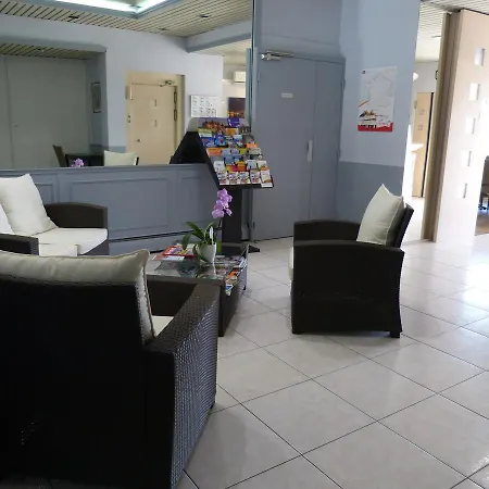 Hotel Terminus 2*